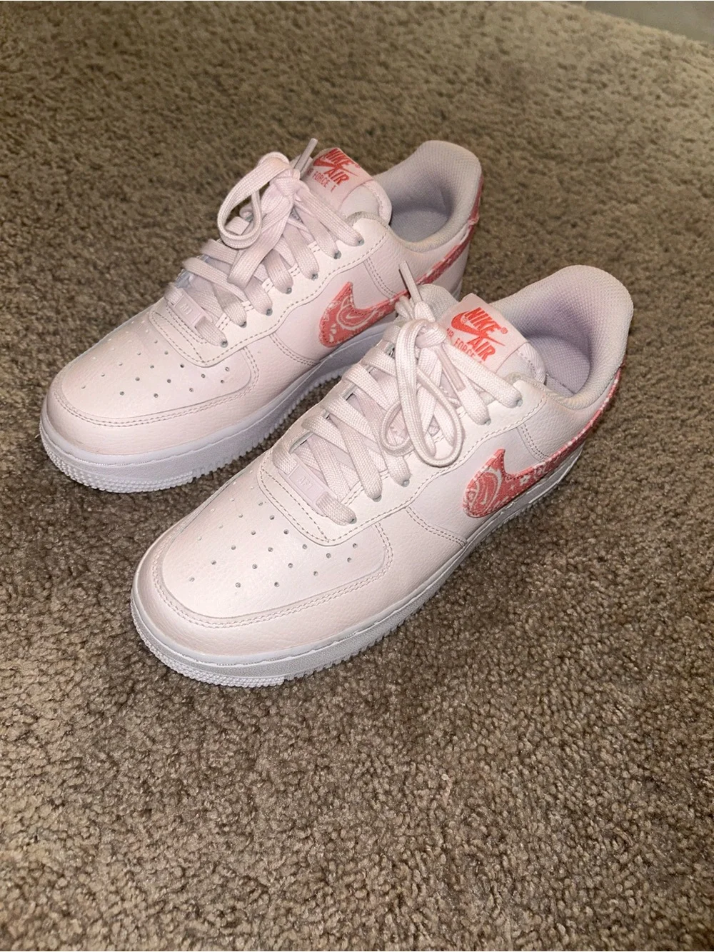 Nike Air Force 1 Low '07 White and Paisley Pink Women’s Size 8